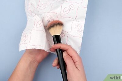 How to Wash Makeup Brushes: A Step-by-Step Guide