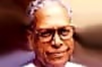 CM says 'Rajiv's goons', Congress MLAs fume