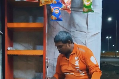 Video of Food Delivery Agent Having Biscuits And Tea For Meal Leaves Internet Teary-Eyed