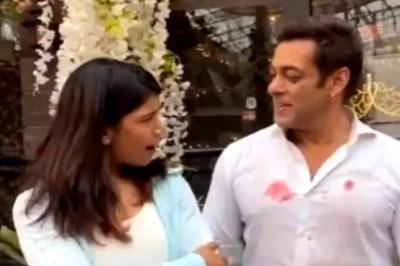 Viral! Salman Khan Dances To Saathiya With Boxer Nikhat Zareen, She Calls It 'Dream Come True'