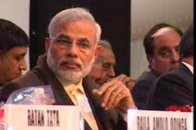 Politicians spread out for final lap