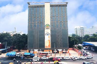 Delhi's First Fully Automated Stack Parking Inaugurated Near Green Park Metro Station