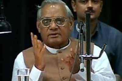 Bharat Ratna for Atal: Advani proposes, UPA disposes