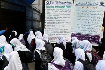 Pakistan: Unidentified Men Blow Up Girls' School In North Waziristan