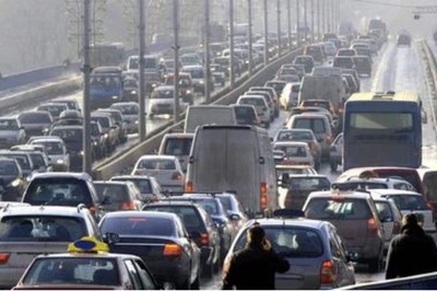 Over 1.25 Lakh Old Vehicles to Be Deregistered from Noida on NGT Order