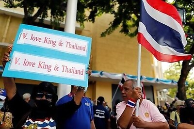 Hundreds join Thai anti-government protest