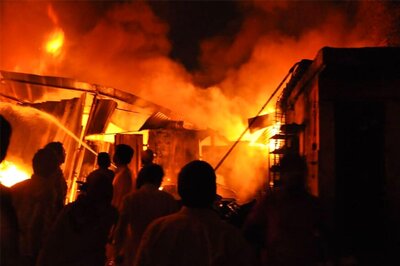 Around 150 Shanties Gutted in a Major Fire in Noida, No Casualities