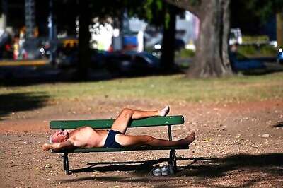 Power Fails Again As Argentine Capital Swelters In Heat Wave