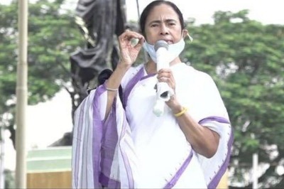 To Counter BJP's Aggressive Social Media Campaigns, Mamata Tunes in to 'Community Radio' to Reach Rural Masses