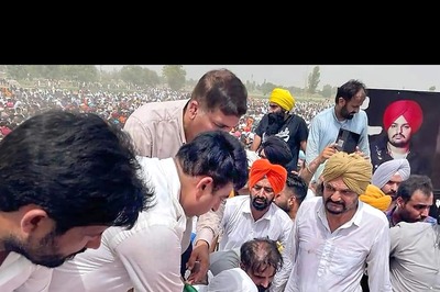 No Such Plans, Says Moose Wala's Father Amid Offers to Contest Sangrur Bypolls 'Unopposed'