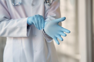 Chennai Man Donates 100 Rice Bags to Hospital Staff After Parents Recover From Covid-19