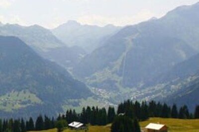 Time to ponder over climate change: Prez