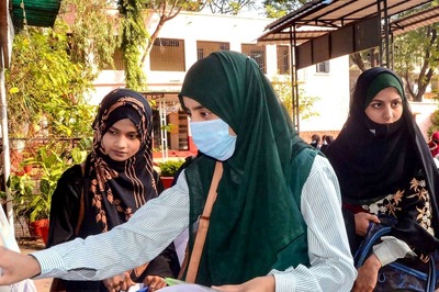 NEET 2022 Female Aspirants Claimed Maharashtra Exam Centre Asked Them to Remove Hijab