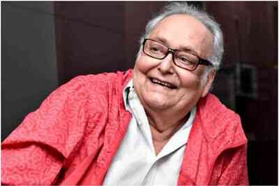 Soumitra Chatterjee's Daughter Urges People to Not Visit Their Place for Condolence