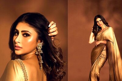 Mouni Roy Has Announced That She Is 'A Saree Girl Forever'