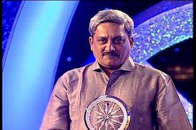 Project Manohar Parrikar as PM not Modi, AAP tells BJP