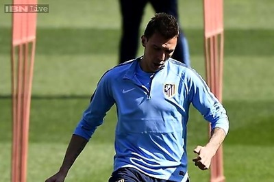 Juventus add Mario Mandzukic to collection of strikers