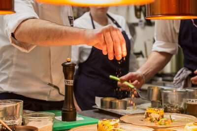 Kenney Law, Man Who Sold Suicide Kits to People across 40 Nations, Faces First-Degree Murder Charges