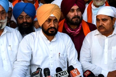 Lakhimpur Violence: Punjab Deputy CM, Congress MLAs Detained for Protesting at UP-Haryana Border