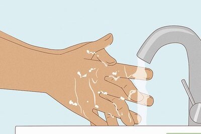 How to Remove Earrings for the First Time