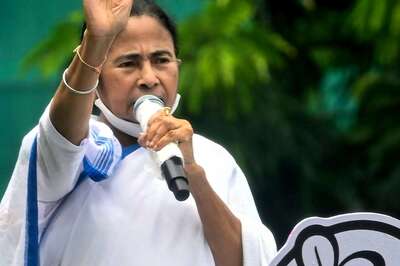 Bengal CM Mamata Banerjee Seeks Probe by Judicial Commission Under SC into Morbi Bridge Collapse