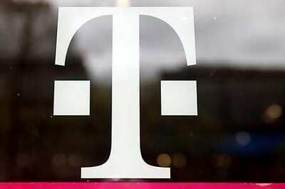 T-Mobile's subscriber boost challenges AT&T for spot as second-largest U.S. carrier