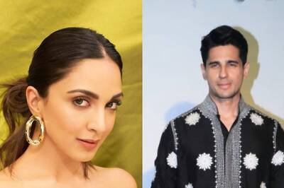 Kiara Advani, Rumoured Beau Sidharth Malhotra Clicked Entering Same Residency, Watch Video