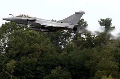 India, France haggle over $9-billion Rafale deal ahead of Hollande visit