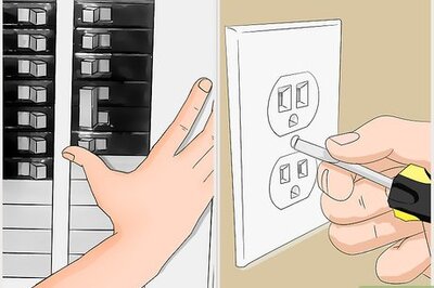 How to Wallpaper a Room