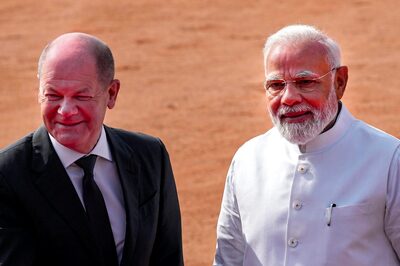 German Chancellor Olaf Scholz Arrives in New Delhi, Meets PM Modi