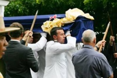 Everest conqueror Sir Edmund Hillary ashes cast into sea