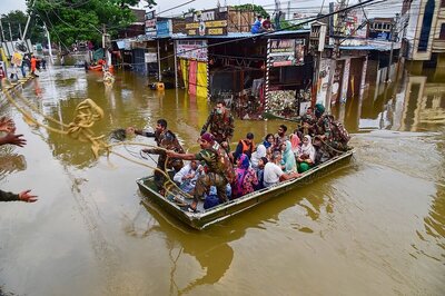 31 Killed as Heavy Rains Batter Telangana, Andhra Pradesh and Maharashtra, Wreak Havoc in Karnataka