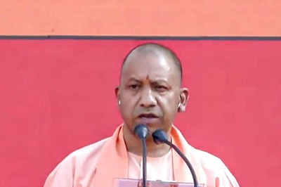 CM Yogi Adityanath's Chopper Makes Emergency Landing Minutes After Take-off Due to 'Bird Hit'