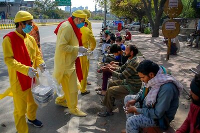 Taking All Steps to Ensure None go Hungry During Covid-19 Lockdown: AAP Govt to Delhi HC