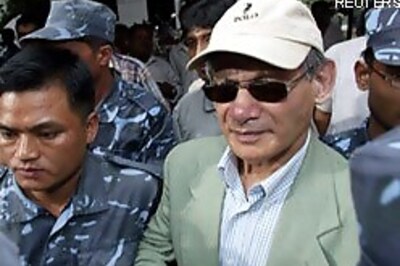 'Bikini killer' Sobhraj to wed 20-yr-old interpreter