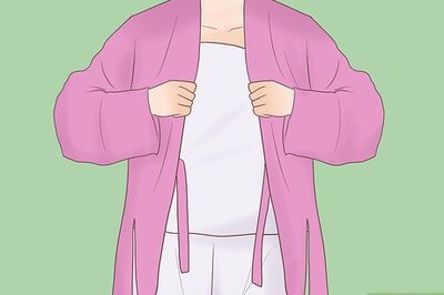How to Wear a Traditional Chinese Dress
