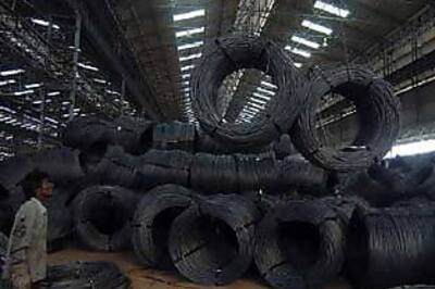 Pranab hints at economy growth of 7.5 pc