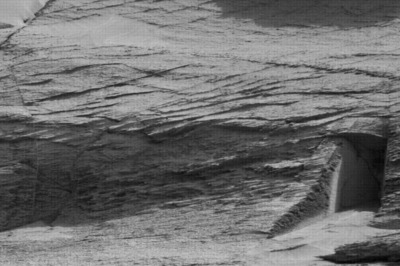 Glowing Objects, Mystery ‘Door’ and More: Is There Really Life Beyond Earth? What We Know So Far