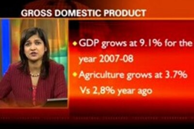 Economy on a roll: GDP on the rise, inflation down