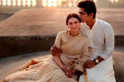 Aditi Rao Hydari And Siddharth Exude Warmth And Love In Traditional Attire For Their Wedding