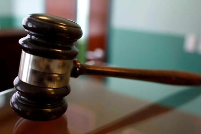 Court Takes up Lawyer's Letter Seeking Exclusion of MLAs, MPs, NRIs From Rythu Bandhu as PIL