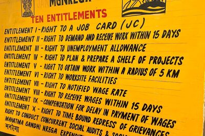 West Bengal, UP & Bihar Lead States With Maximum Pending Wages Under MGNREGA as Centre Pulls Back