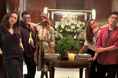 Kareena Kapoor, Karisma Kapoor, Karan Johar Party With Manish Malhotra; KJo's Banana Hoodie Steals Show