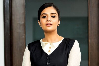 How Much Does Actor-Host Sreemukhi Charge for a TV Show?