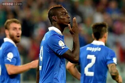 Italy, Netherlands qualify for 2014 football World Cup