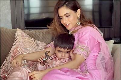 Aamna Sharif Shares Photos of Happy Moments with 5-year-old Son Arain