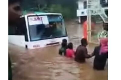 WATCH | Videos Show Rain Horror in Kerala; Locals Rescue Passengers Stuck in Submerged Bus