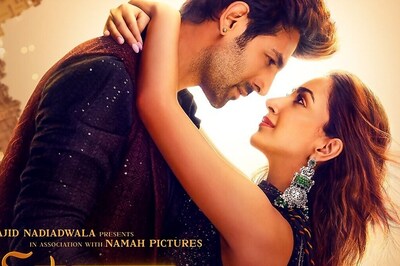 Why Did Kartik Aaryan's Fans Get Emotional At Satyaprem Ki Katha Musical Concert?