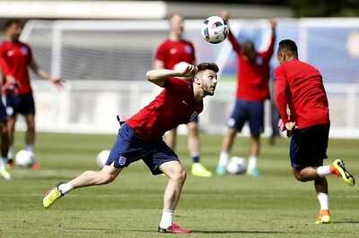 England Must Ignore Euro Expectations, Says Adam Lallana