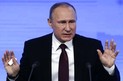 Putin Dials Up Anti-US Rhetoric, Keeps Mum on Re-election
